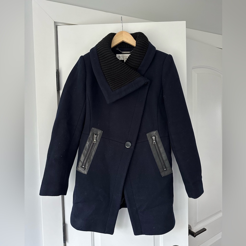 Trina Turk Wool Blend Navy Blue Single Breast Peacoat; Excellent Condition